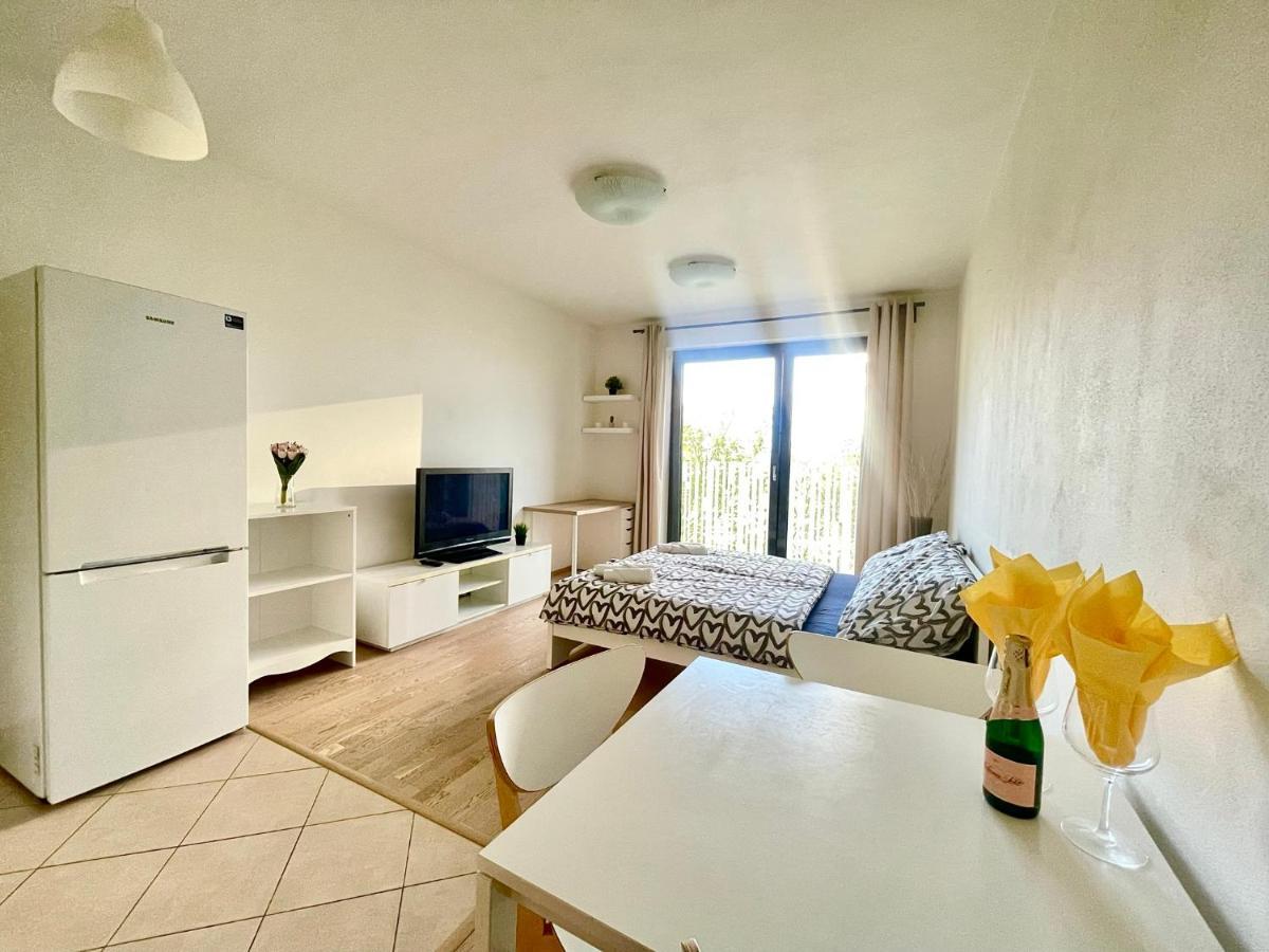 Centrum Park Studio Prague Luaran gambar